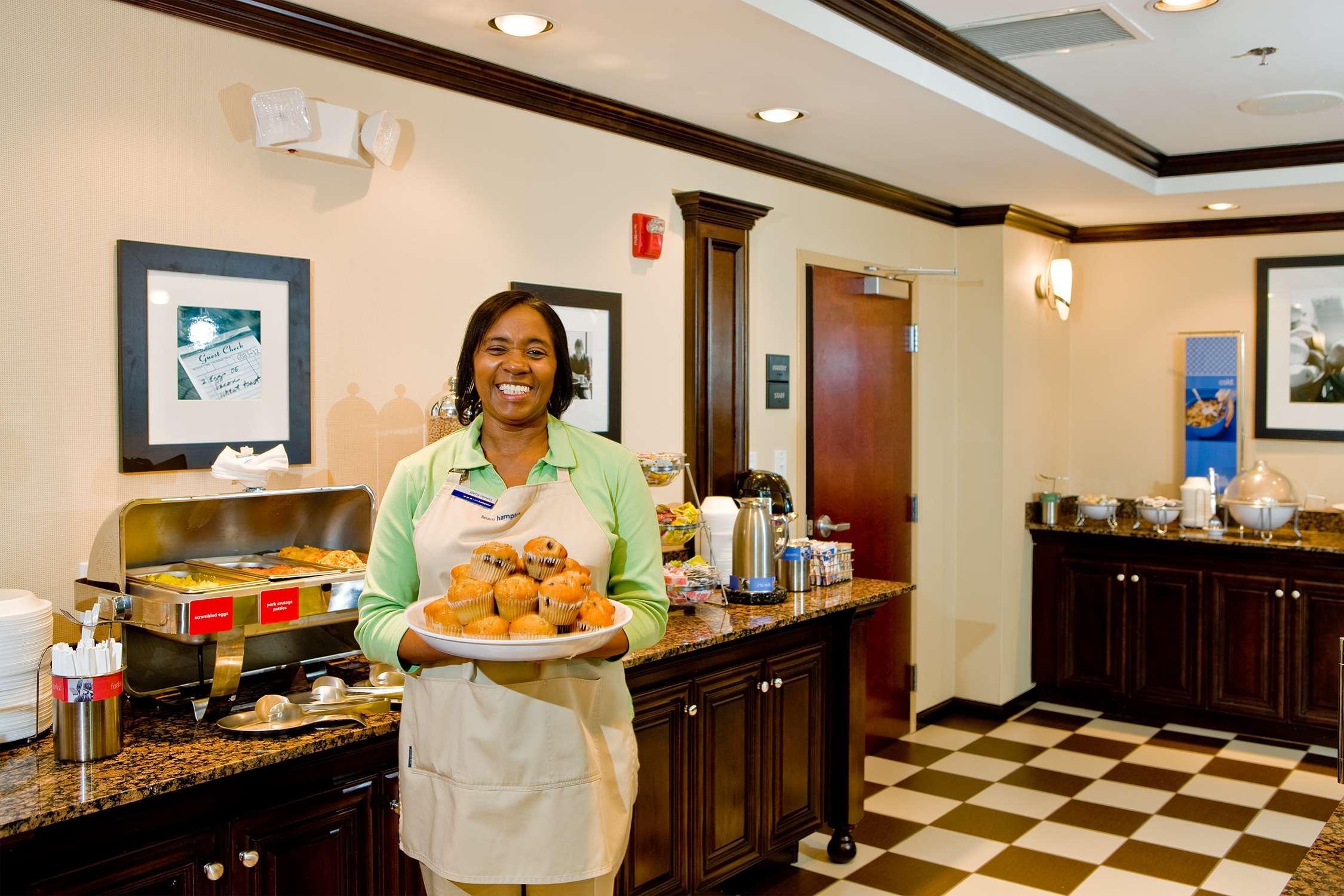 Hampton Inn & Suites Phenix City- Columbus Area Restoran fotoğraf